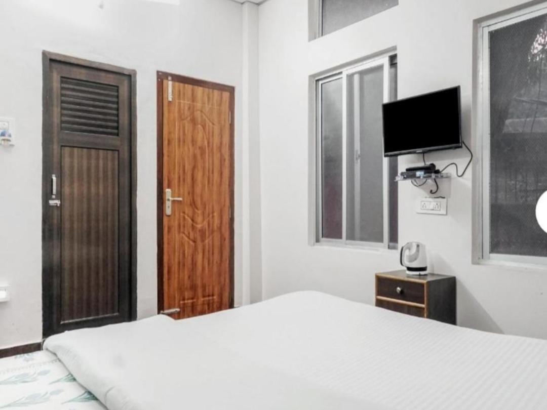 Hilltop Lodge Guwahati Ngoại thất bức ảnh