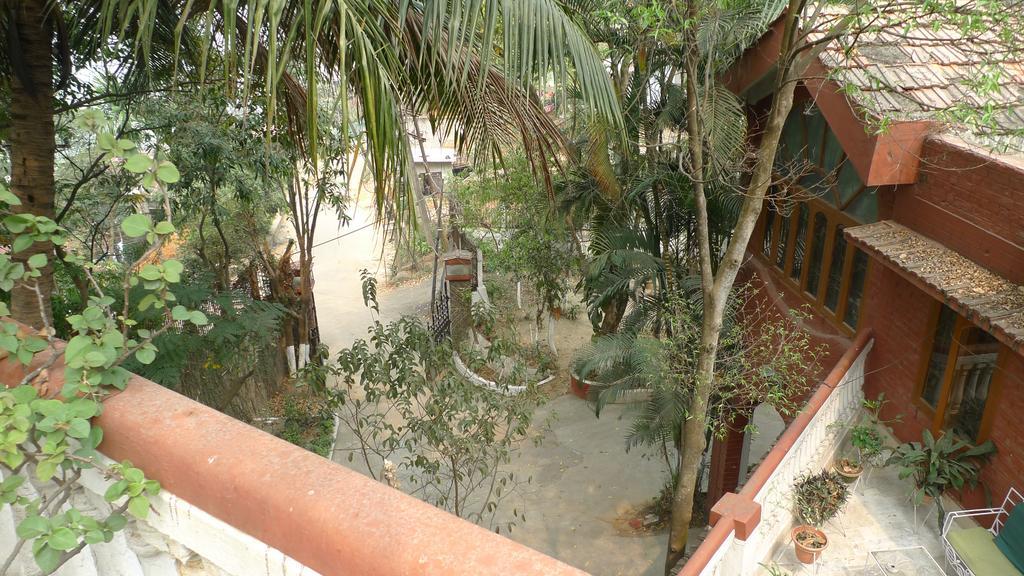 Hilltop Lodge Guwahati Ngoại thất bức ảnh