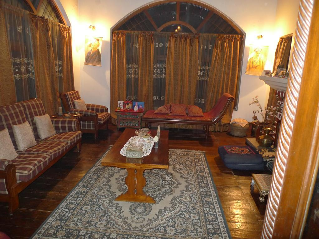 Hilltop Lodge Guwahati Phòng bức ảnh