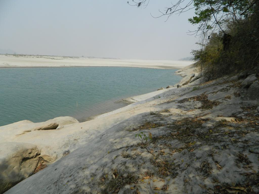 Hilltop Lodge Guwahati Ngoại thất bức ảnh