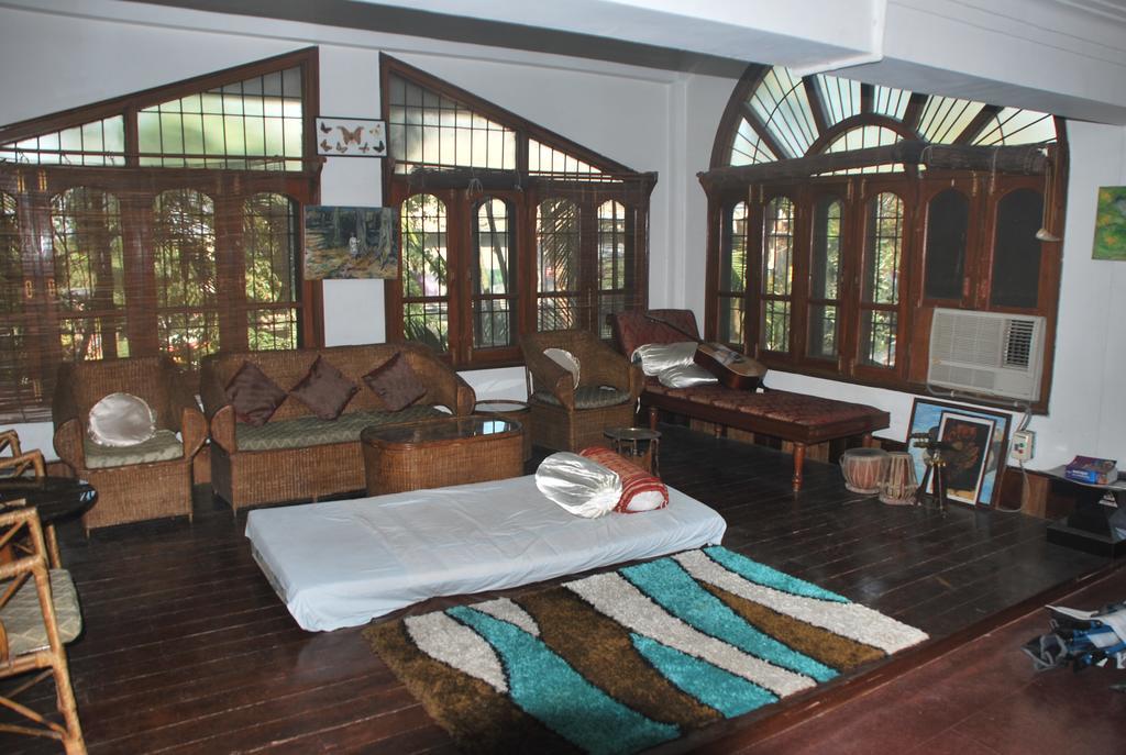 Hilltop Lodge Guwahati Ngoại thất bức ảnh