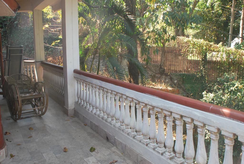 Hilltop Lodge Guwahati Ngoại thất bức ảnh
