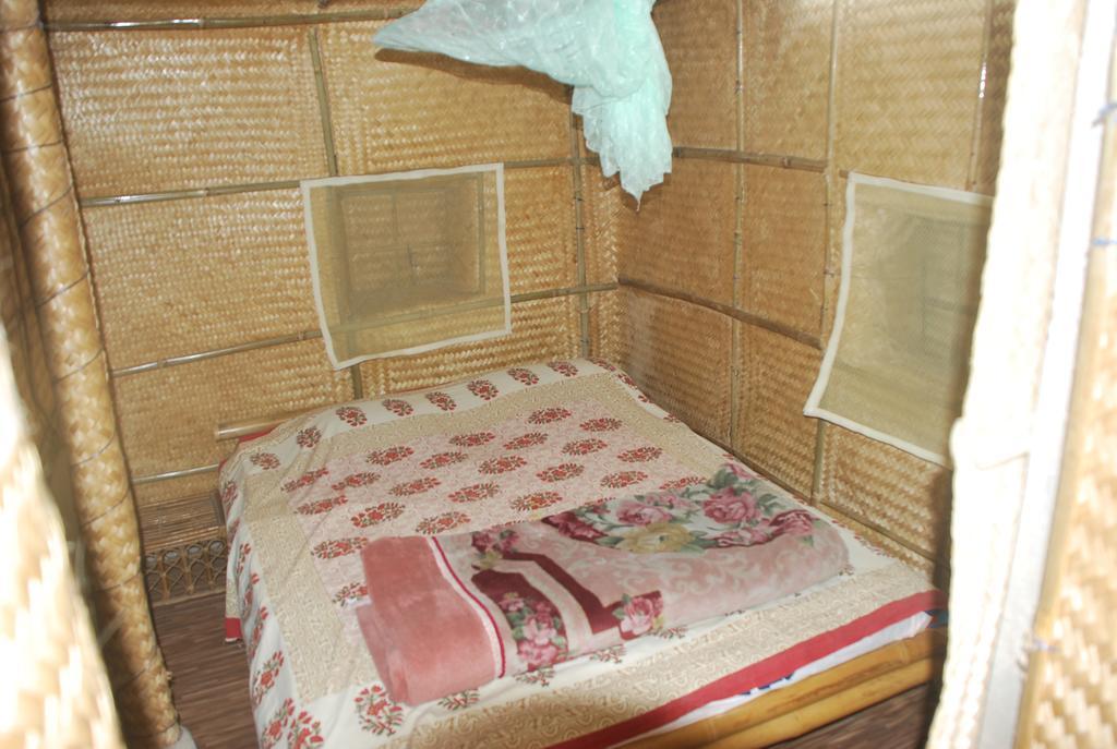 Hilltop Lodge Guwahati Ngoại thất bức ảnh