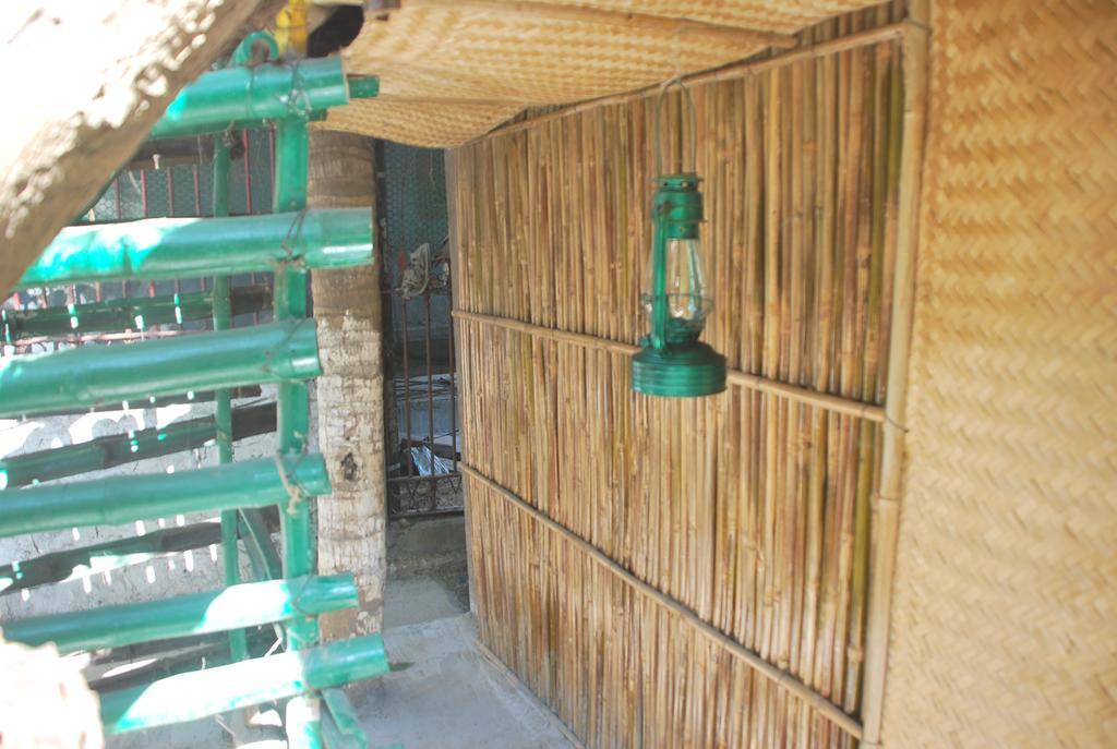 Hilltop Lodge Guwahati Ngoại thất bức ảnh