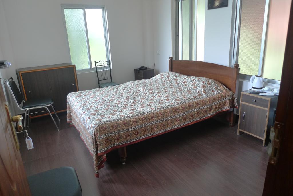 Hilltop Lodge Guwahati Ngoại thất bức ảnh